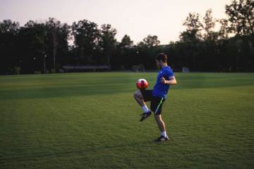 法国4比6英格兰（配图示意）